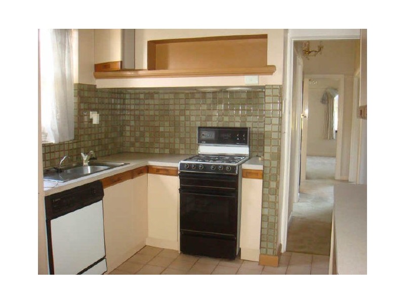 8 Brisbane Street, Murrumbeena VIC 3163