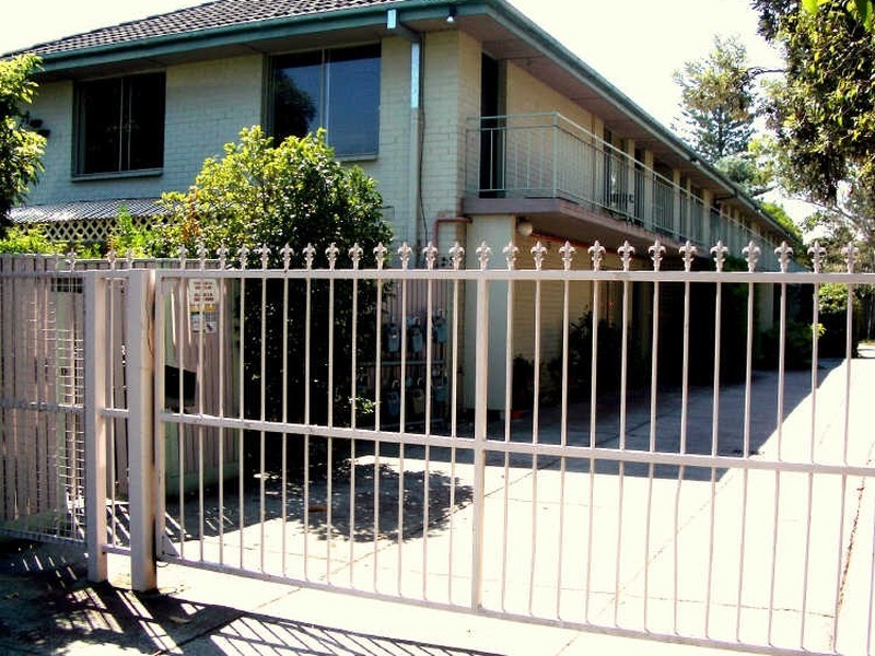 12/6 Tattenham Street, Caulfield East VIC 3145