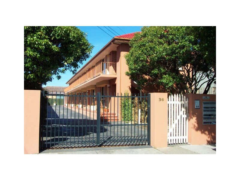 12/36 Lillimur Road, Ormond VIC 3204