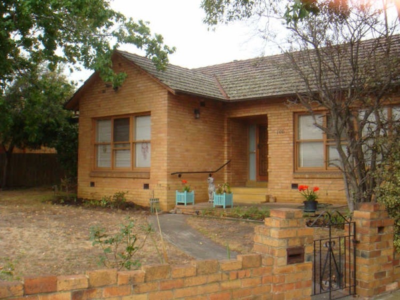 700 Hawthorn Road, Brighton East VIC 3187