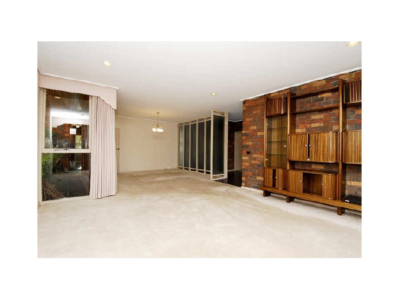 10 Ward Avenue, Caulfield North VIC 3161