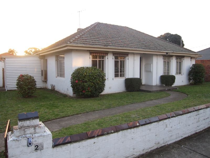 23 Lysbeth Street, Mckinnon VIC 3204