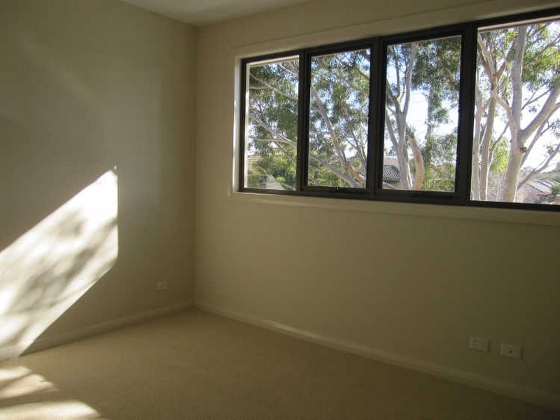 1/33 Moonya Road, Carnegie VIC 3163