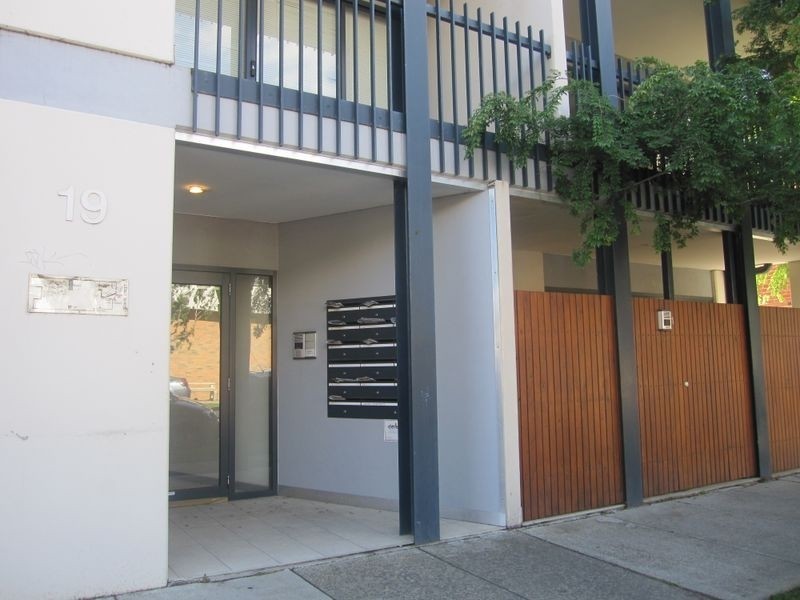 1/19 Selwyn Street, Elsternwick VIC 3185