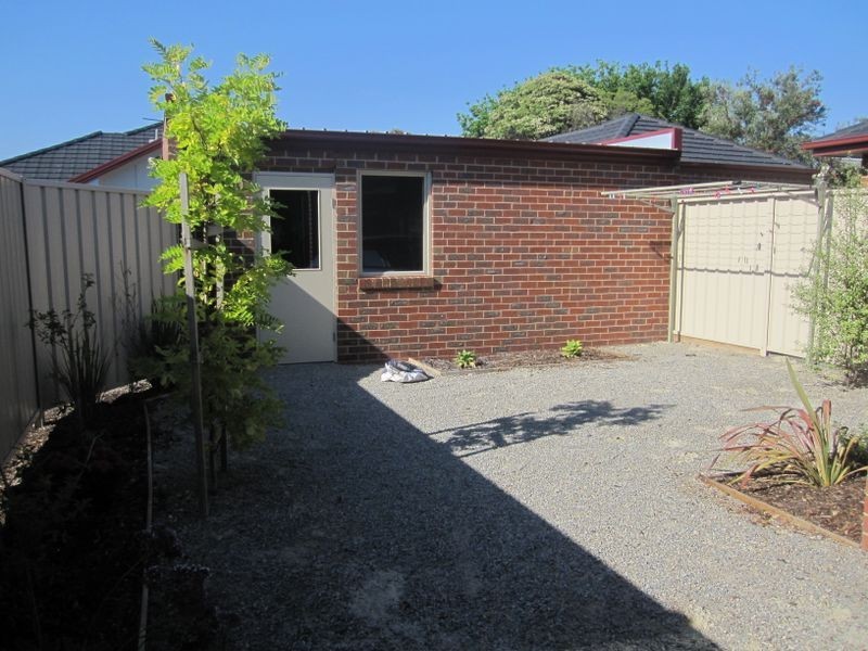 2/110 Neville Street, Carnegie VIC 3163