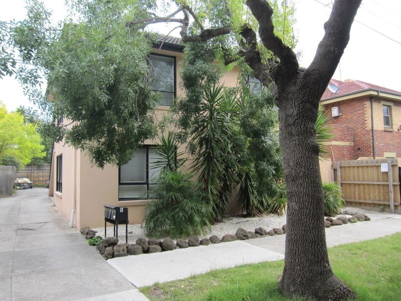 1/5 Spray Street, Elwood VIC 3184