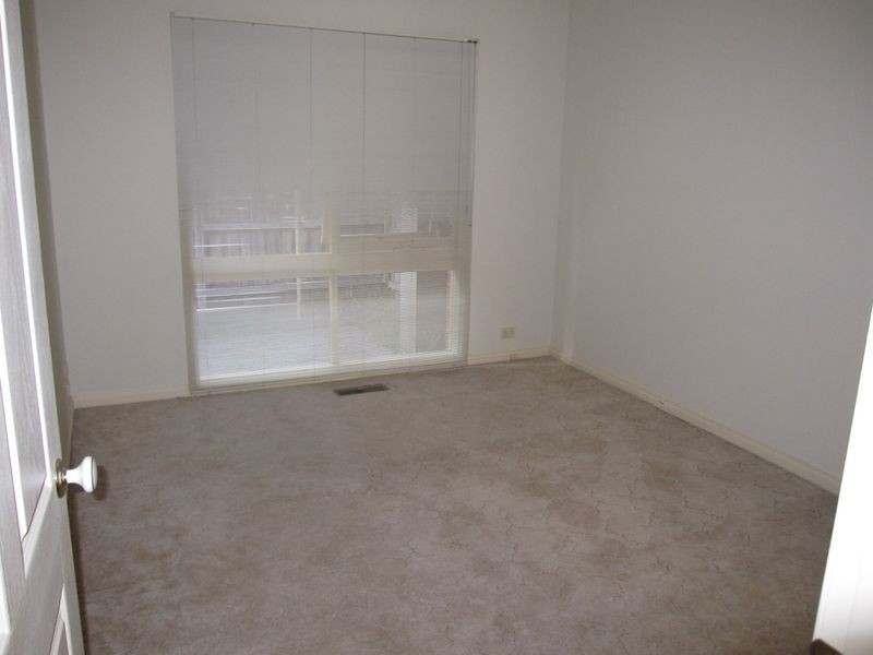 2/37 Woornack Road, Carnegie VIC 3163