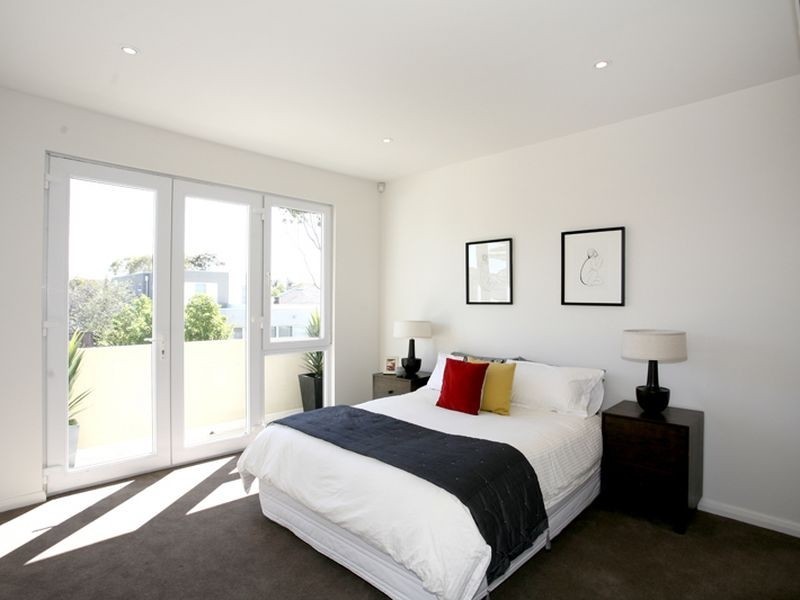 27 Leaburn Avenue, Caulfield North VIC 3161