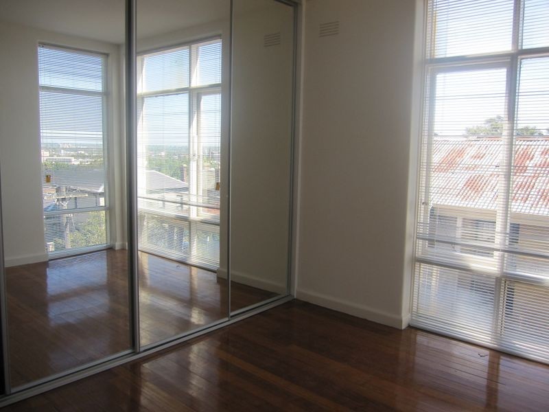 10/4 Witchwood Close, South Yarra VIC 3141