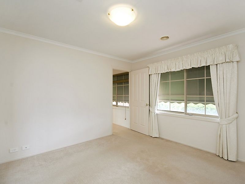 1/302 Tucker Road, Mckinnon VIC 3204