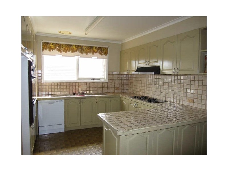 1/8 Younger Ave, Caulfield South VIC 3162