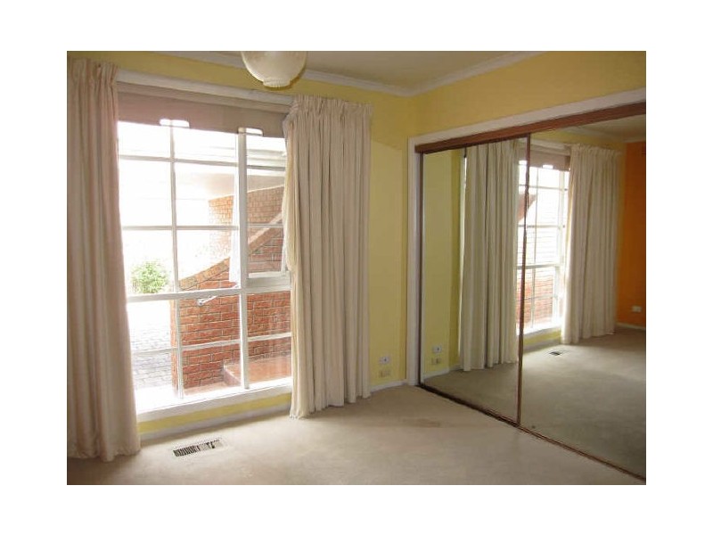 1/8 Younger Ave, Caulfield South VIC 3162