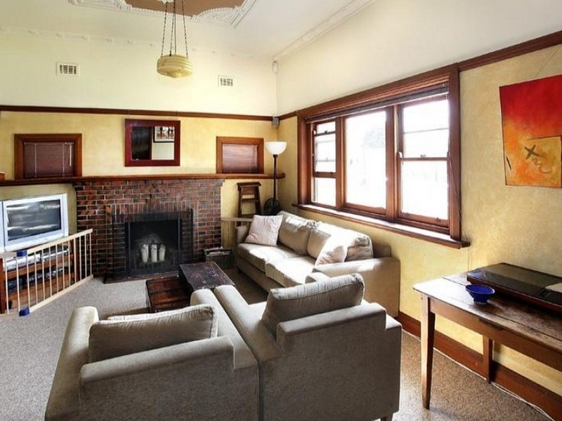16 Hopkins Street, Mckinnon VIC 3204