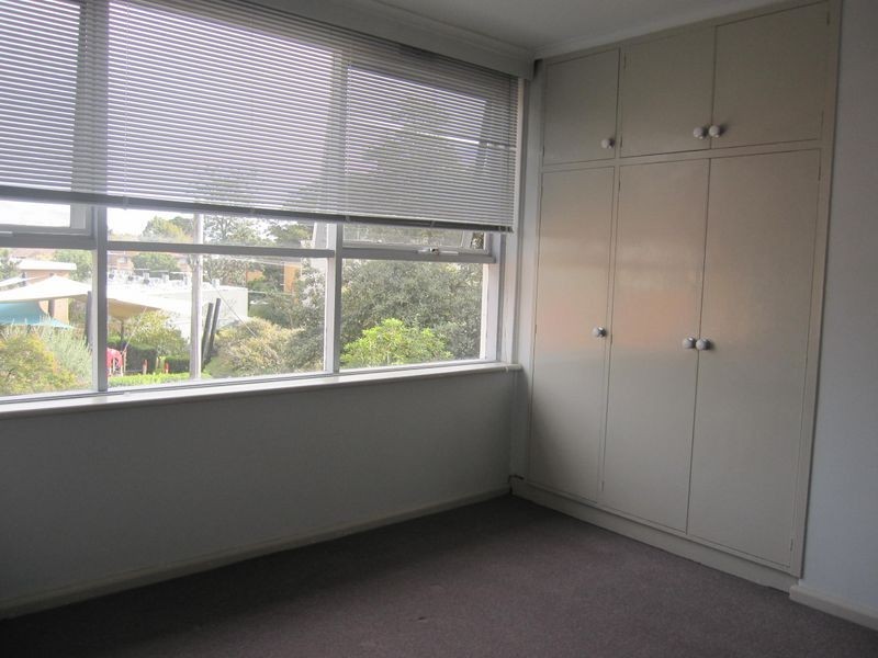 9/2 Celeste Court, St Kilda East VIC 3183