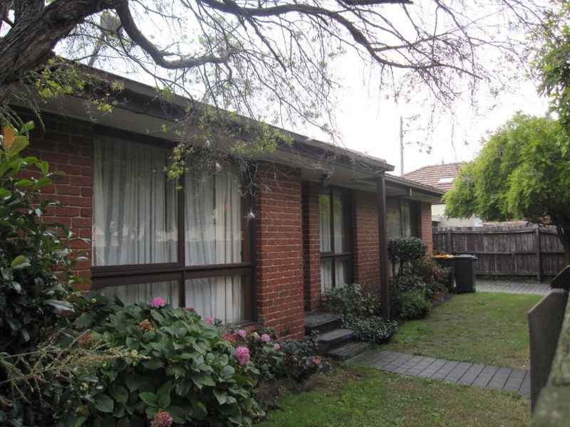 82 Moonya Road, Carnegie VIC 3163