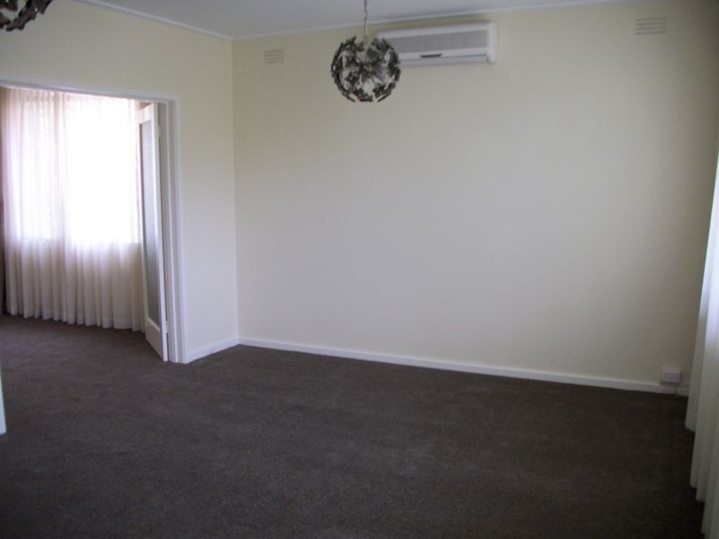 1/8 Nyora Street, Malvern East VIC 3145