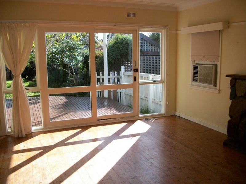 19 Bear Street, Mordialloc VIC 3195