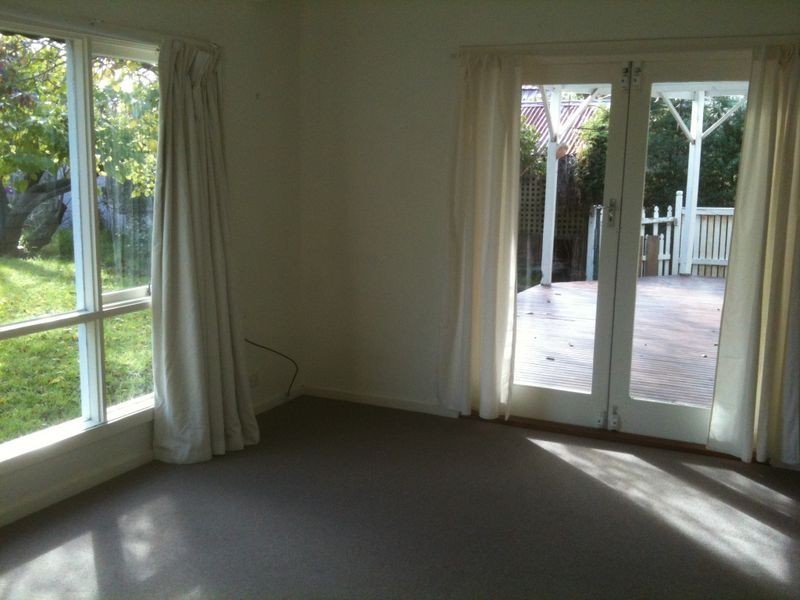 19 Bear Street, Mordialloc VIC 3195