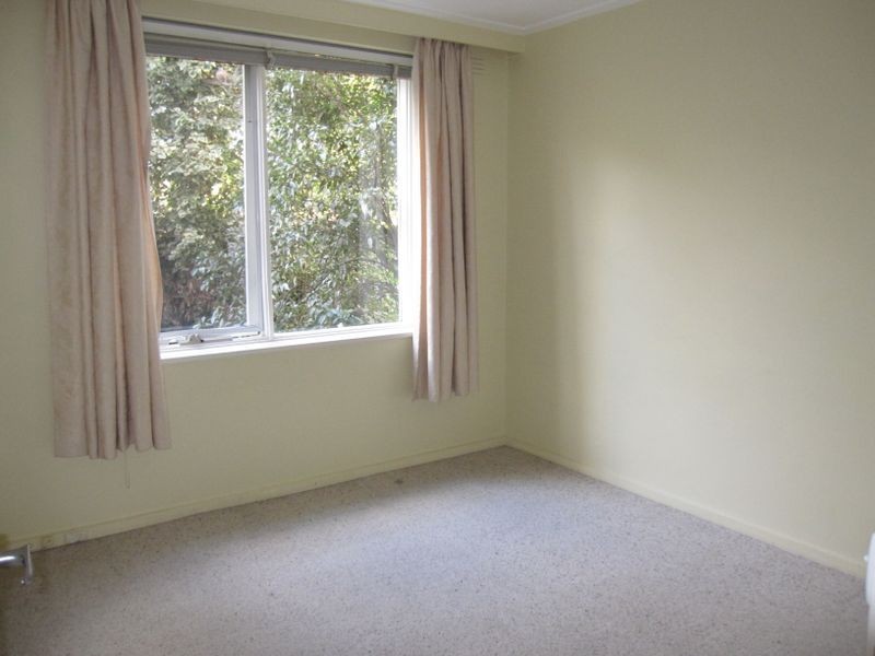 2/8 Nyora Street, Malvern East VIC 3145