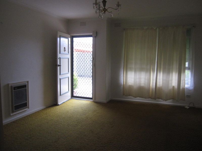 2/58 Coorigil Road, Carnegie VIC 3163