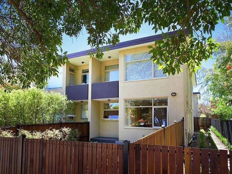 2/56 Narong Road, Caulfield North VIC 3161