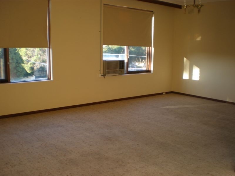 14B Almond Street, Caulfield South VIC 3162