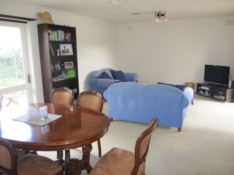 2/27 Moonya Road, Carnegie VIC 3163