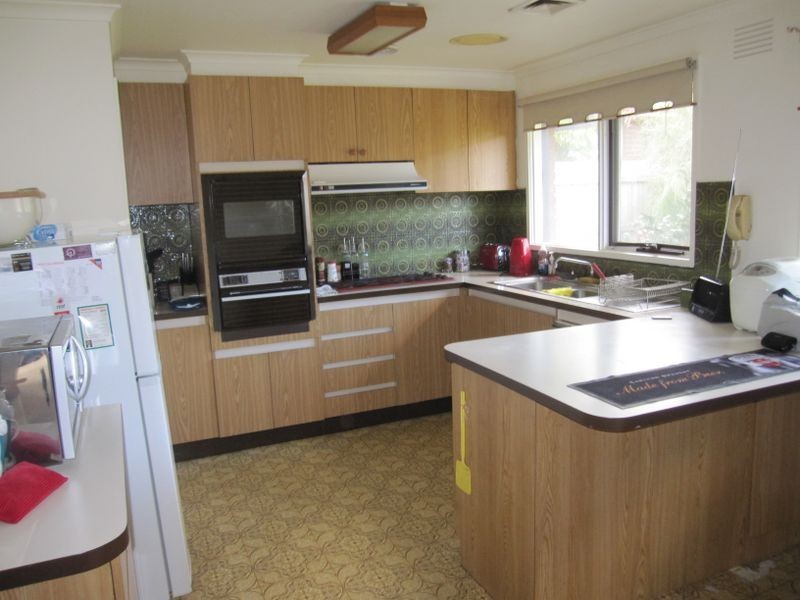 2/27 Moonya Road, Carnegie VIC 3163