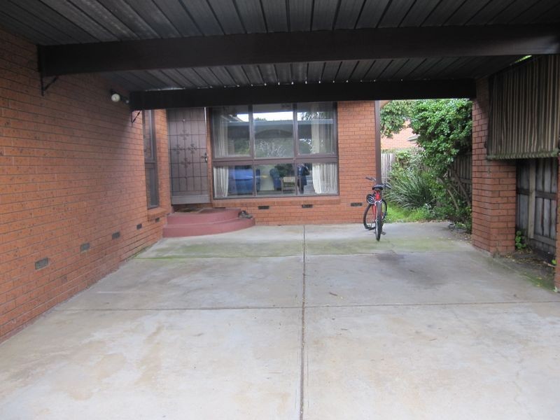 2/27 Moonya Road, Carnegie VIC 3163