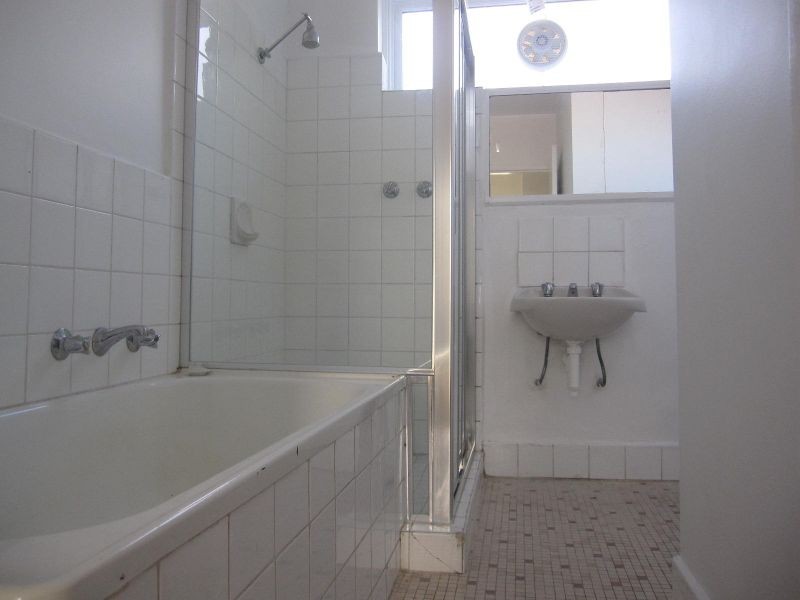 1/115 Mitford Street, Elwood VIC 3184