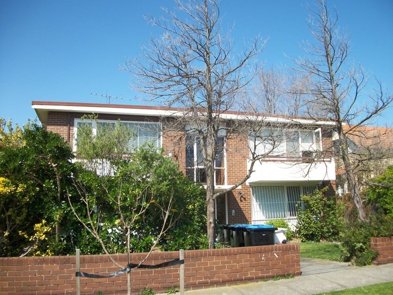 4/8 Nyora Street, Malvern East VIC 3145