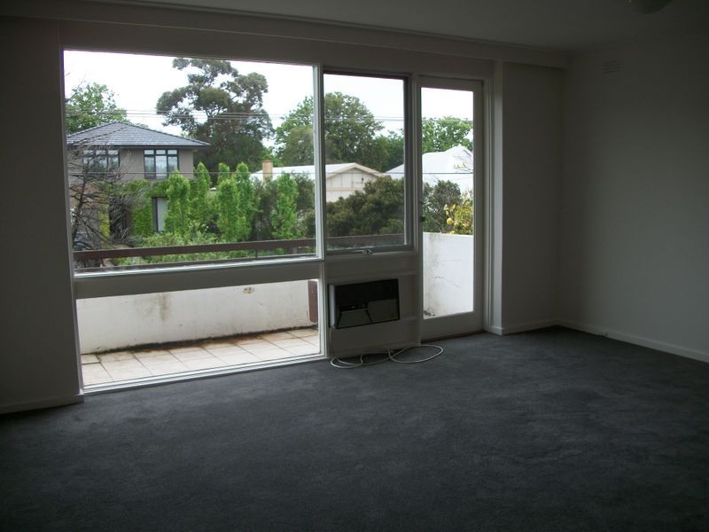 4/8 Nyora Street, Malvern East VIC 3145