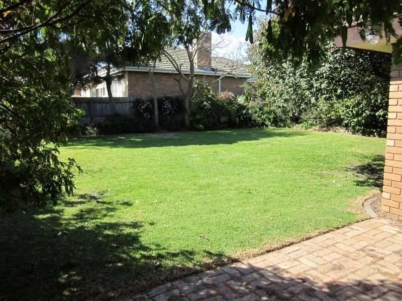 4 Bealiba Road, Caulfield South VIC 3162