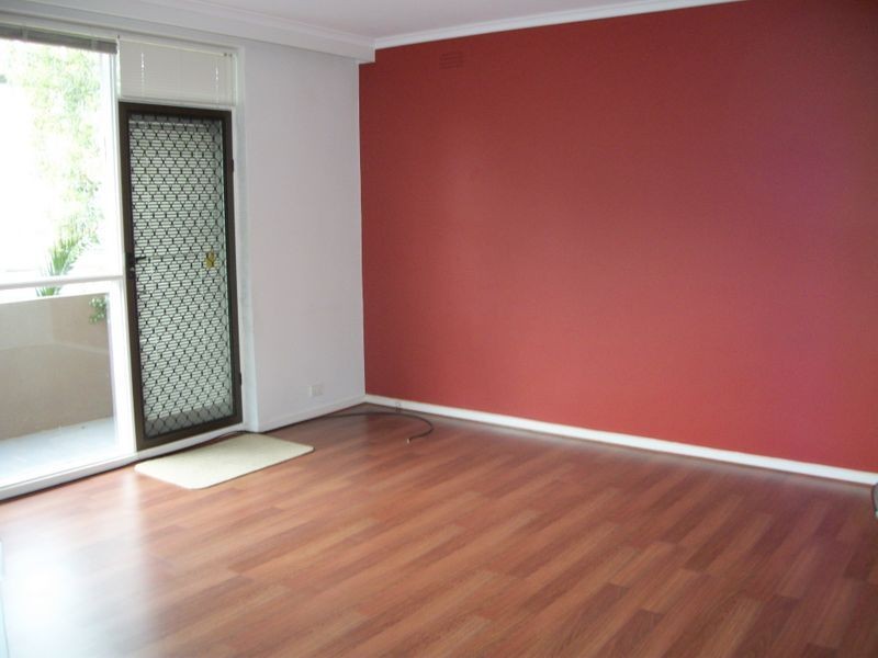 11/13 Lansdowne Road, St Kilda East VIC 3183