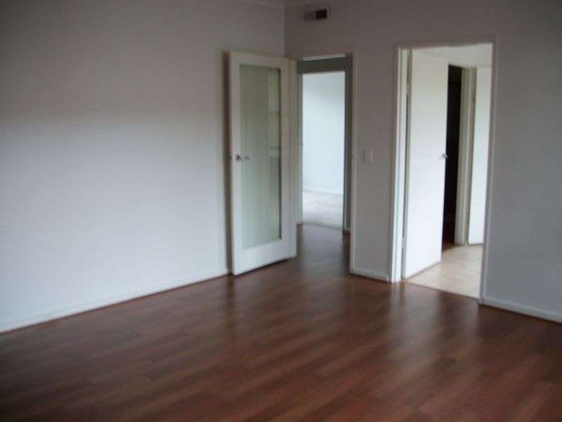 11/13 Lansdowne Road, St Kilda East VIC 3183