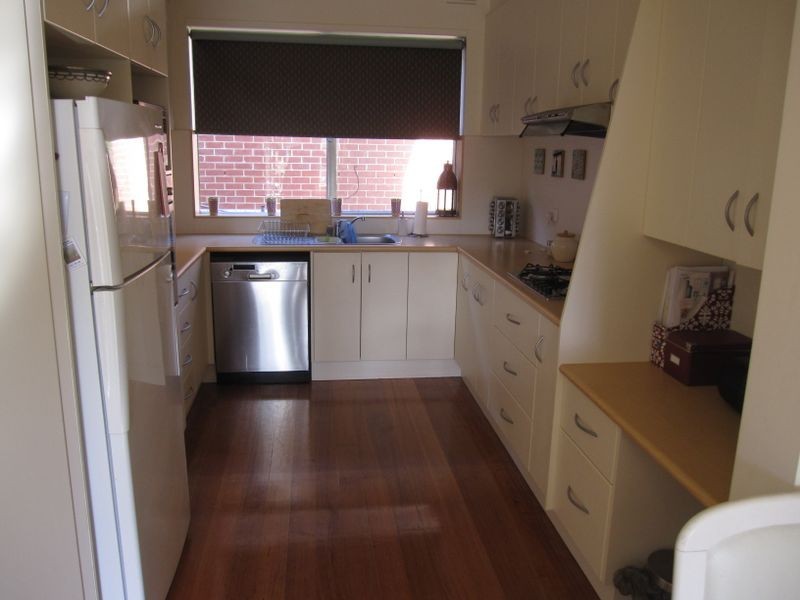 3/4 Bella Vista Road, Caulfield North VIC 3161