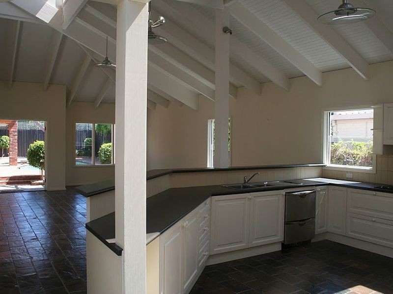 749 Hampton Street, Brighton VIC 3186