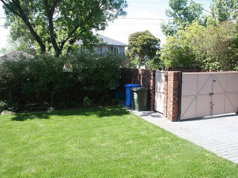 749 Hampton Street, Brighton VIC 3186