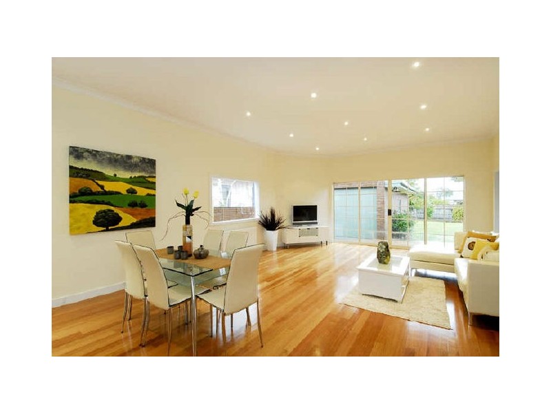 5 Graceburn Avenue, Carnegie VIC 3163