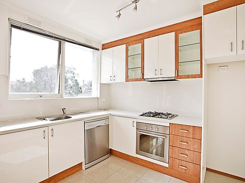 8/33 Gardenia Road, Gardenvale VIC 3185
