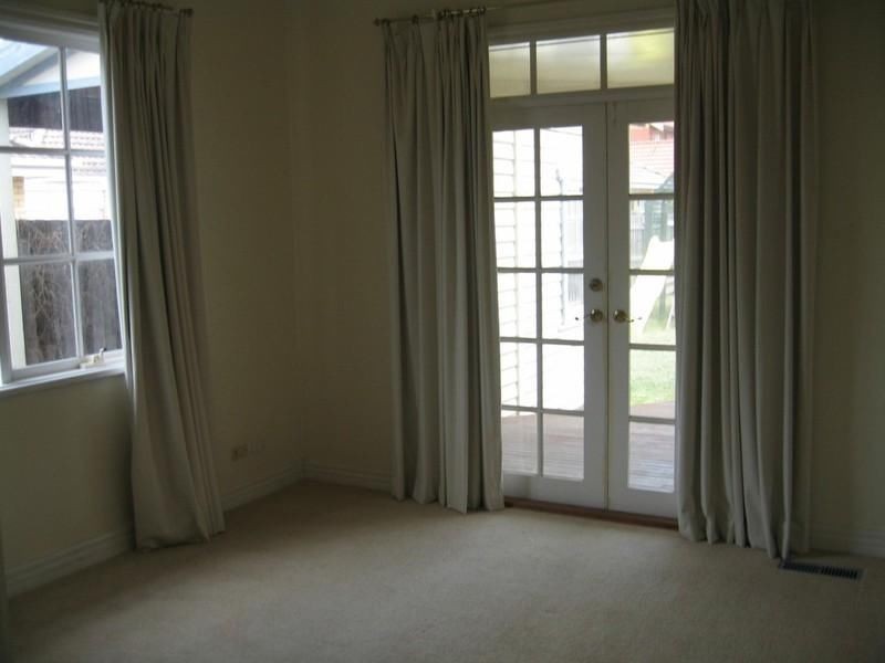 269 Grange Road, Ormond VIC 3204