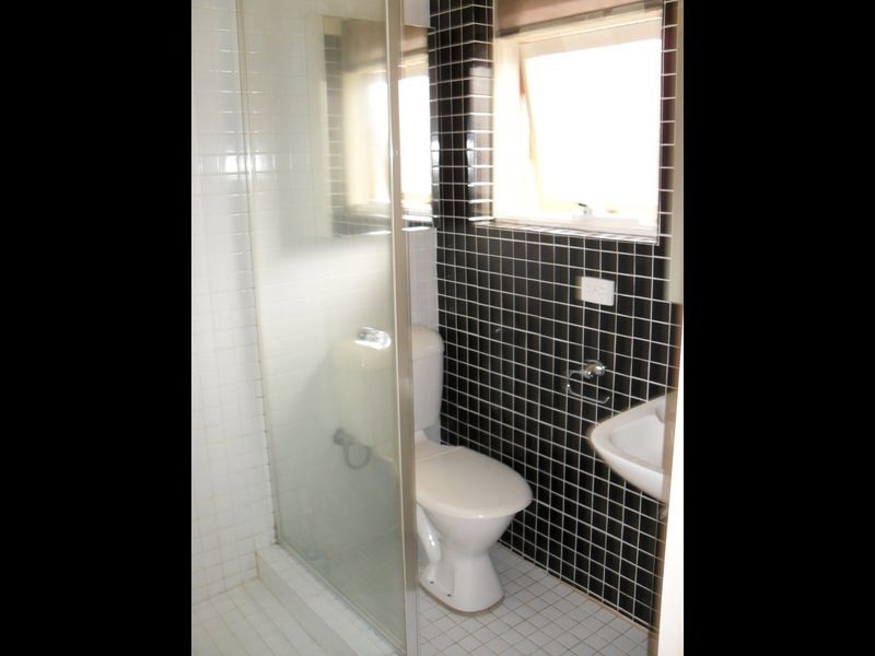 11/34 Lillimur Road, Ormond VIC 3204