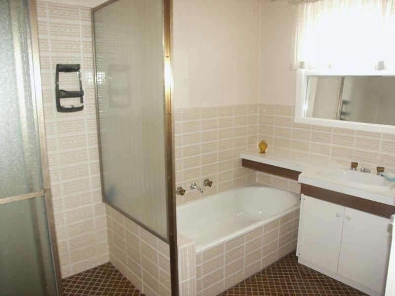 2/8 Wyuna Road, Caulfield North VIC 3161