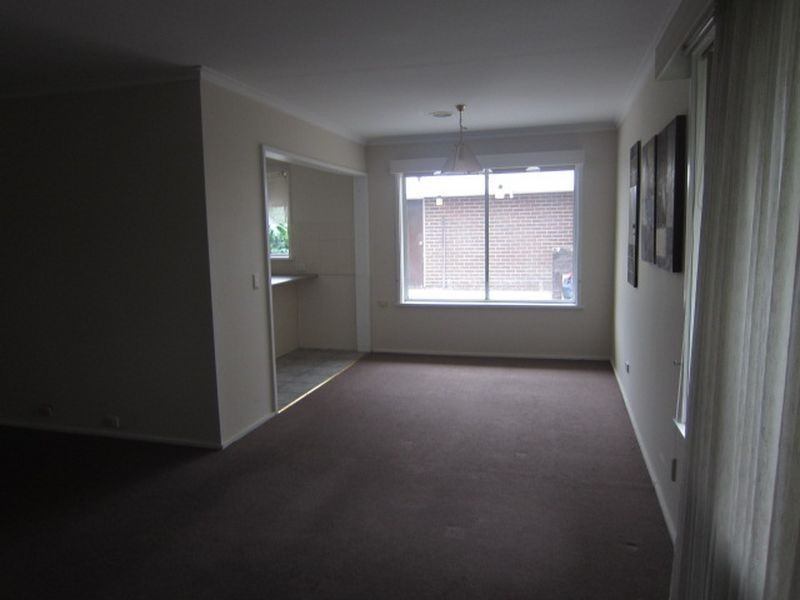 1 Crocus Crescent, Glen Waverley VIC 3150