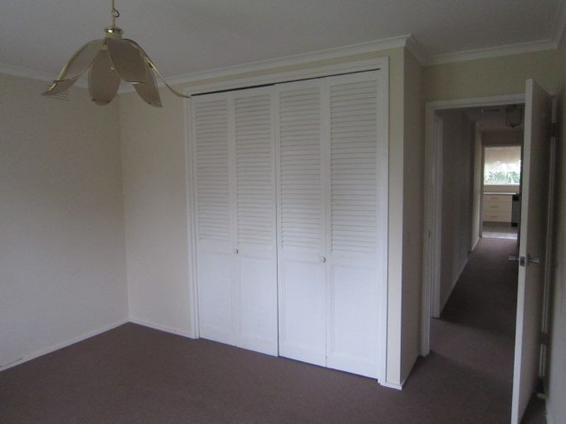 1 Crocus Crescent, Glen Waverley VIC 3150