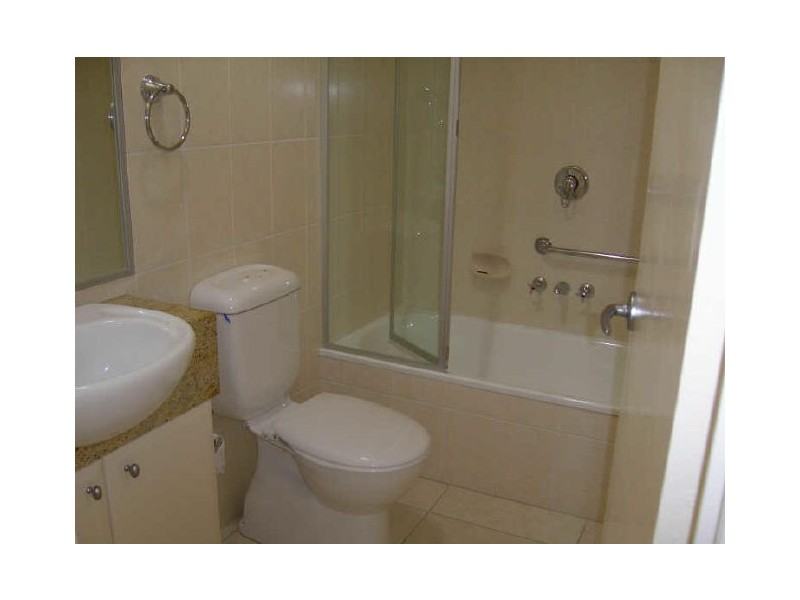 3/221 Kambrook Road, Caulfield South VIC 3162