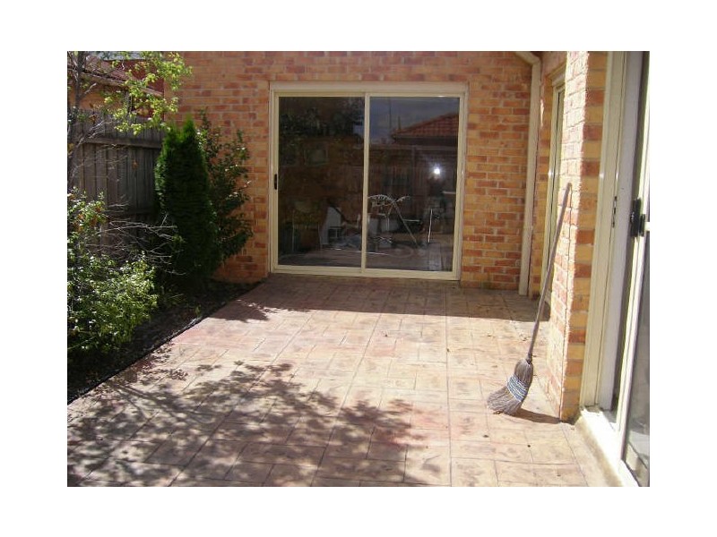 3/221 Kambrook Road, Caulfield South VIC 3162