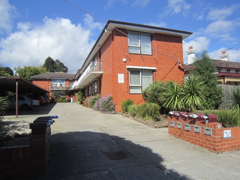 4/11 Shoobra Road, Elsternwick VIC 3185