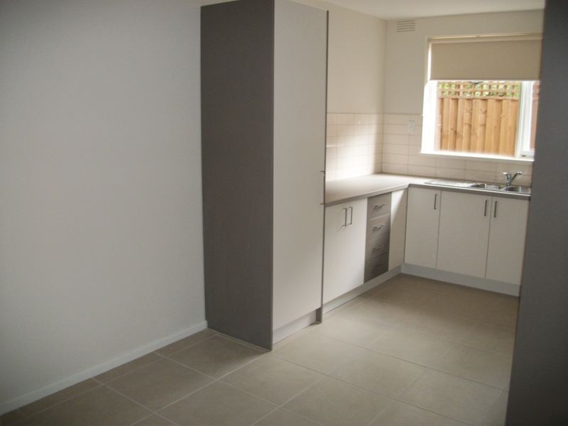 3/680 Inkerman Road, Caulfield VIC 3162