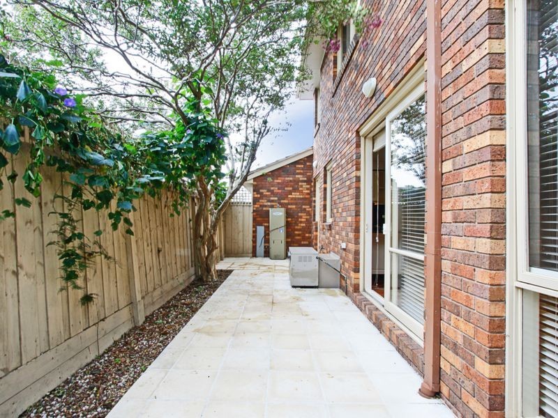 2/468 Glen Eira Road, Caulfield VIC 3162
